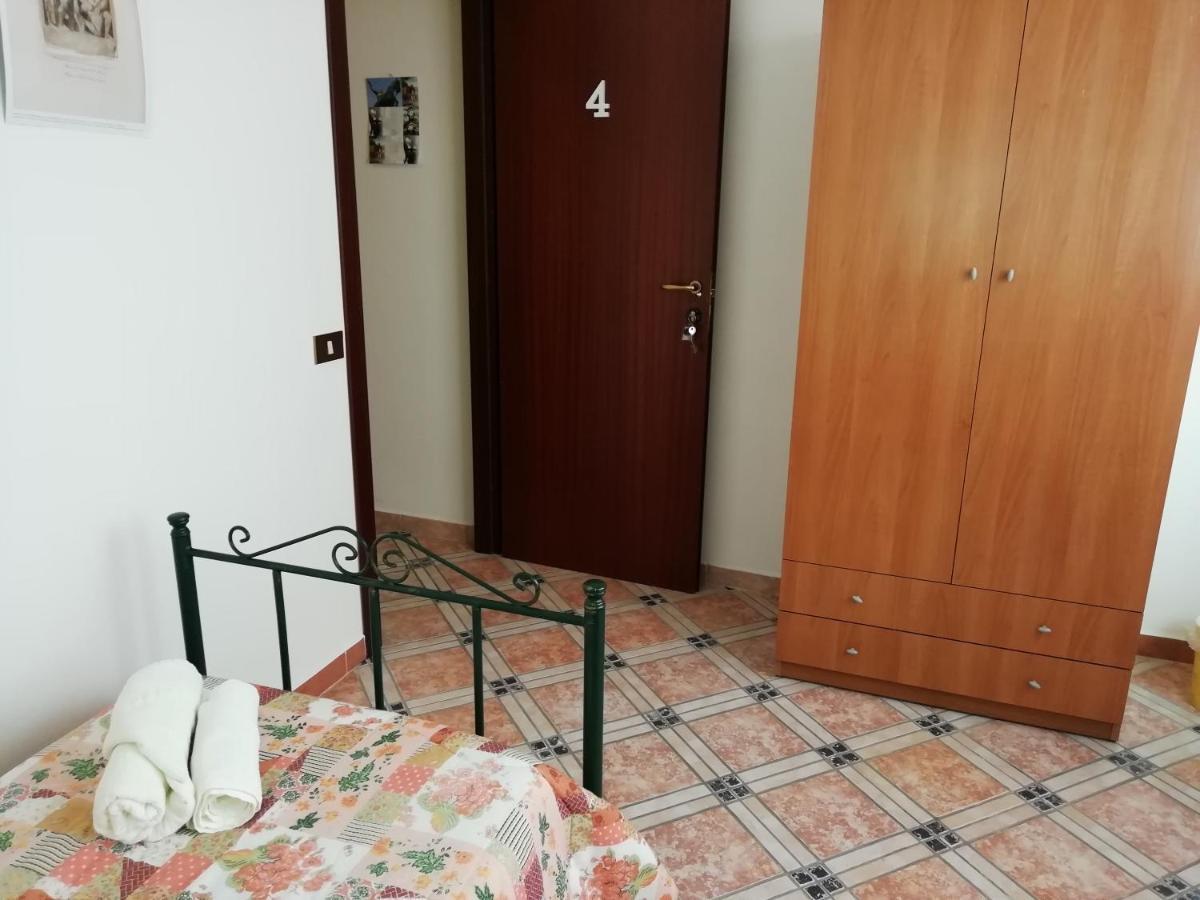 Casa Claudia Hotel Palermo Buitenkant foto