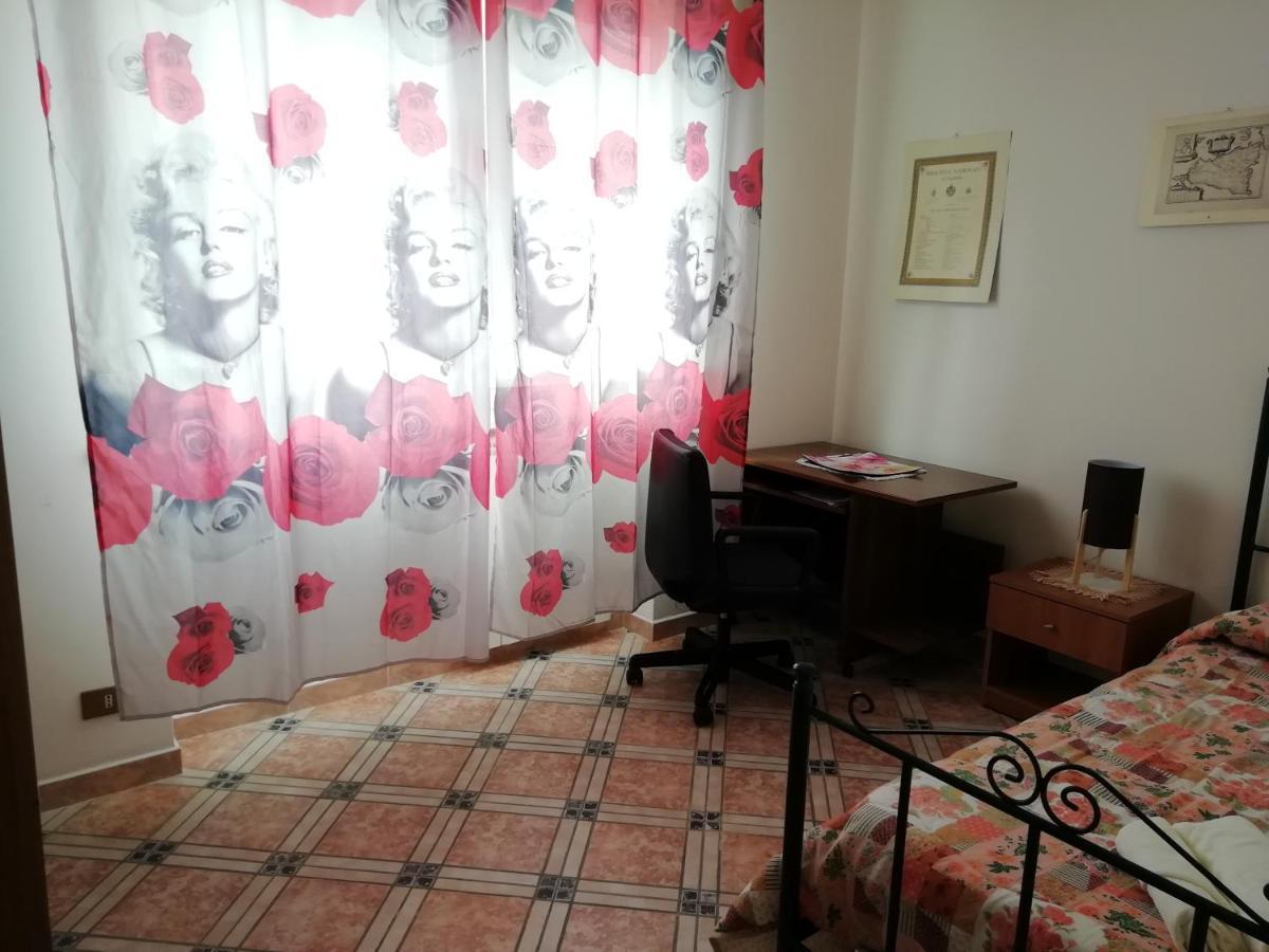Casa Claudia Hotel Palermo Buitenkant foto