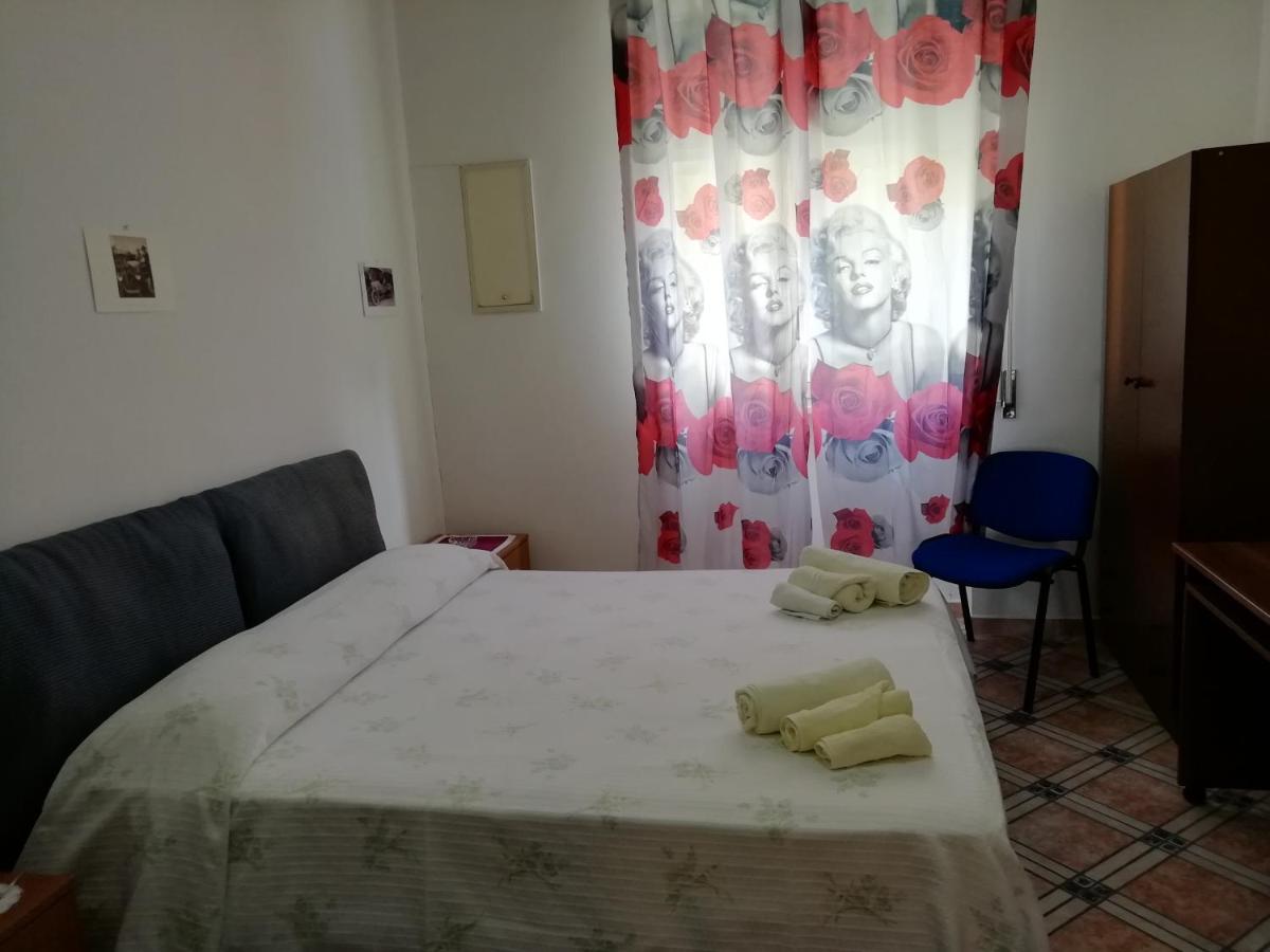 Casa Claudia Hotel Palermo Buitenkant foto