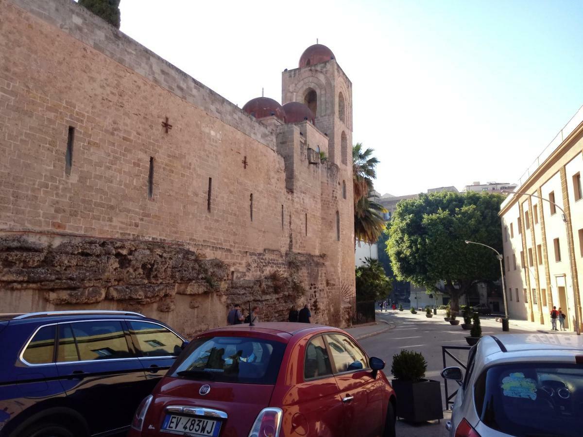 Casa Claudia Hotel Palermo Buitenkant foto